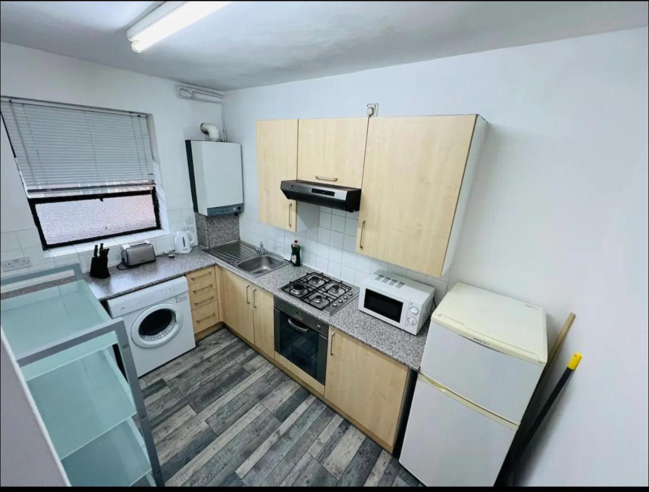 Апартаменты Tower Bridge Family Flats Лондон Экстерьер фото